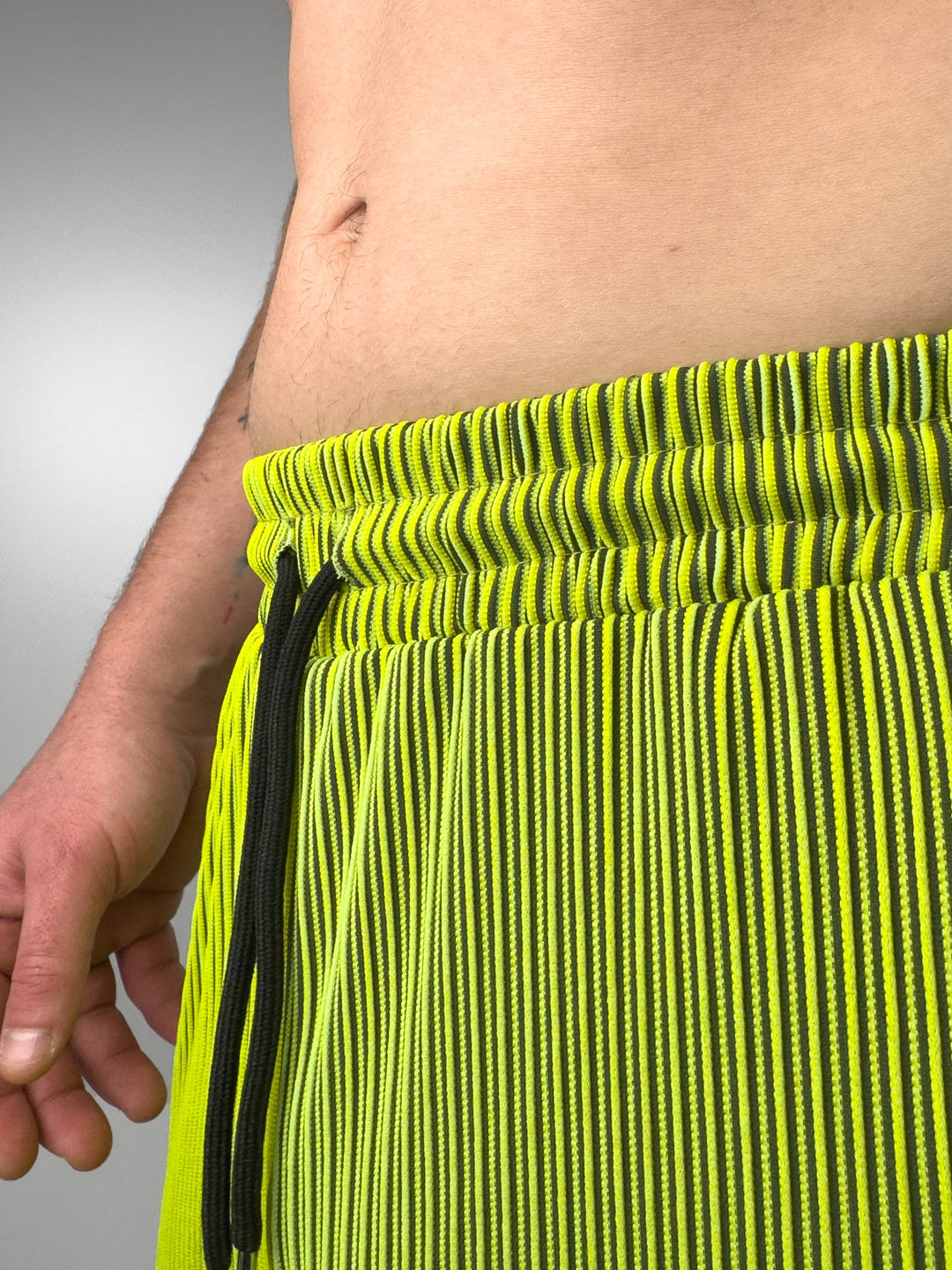 LAURENT MONACO | PANTALON DROIT À RAYURES POUR HOMMES